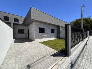 Casa Nova à venda no bairro Afonso Pena - São José dos Pinhais/PR