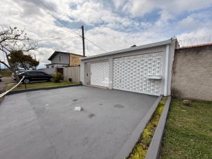 Casa com 03 Quartos e Edicula no Afonso Pena