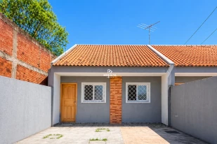 Casa 02 Quartos no Bairro Campo Largo da Roseira - São José dos Pinhais