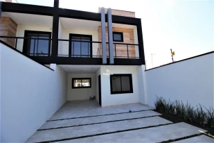 Excelente Sobrado Com 03 Quartos Sendo Uma Suíte no São Pedro