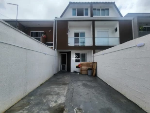 Tríplex 3 Quartos e Suíte no Sitio Cercado