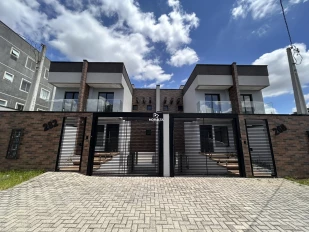 Sobrado com garagem no subsolo e 4 dormitórios - Braga - São José dos Pinhais/PR