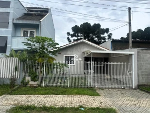 Casa 03 Quartos com Edícula e Churrasqueira no Xaxim