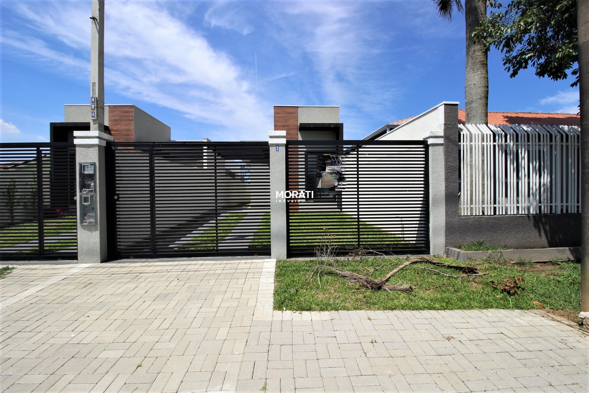 Excelente casa com fachada moderna no Costeira