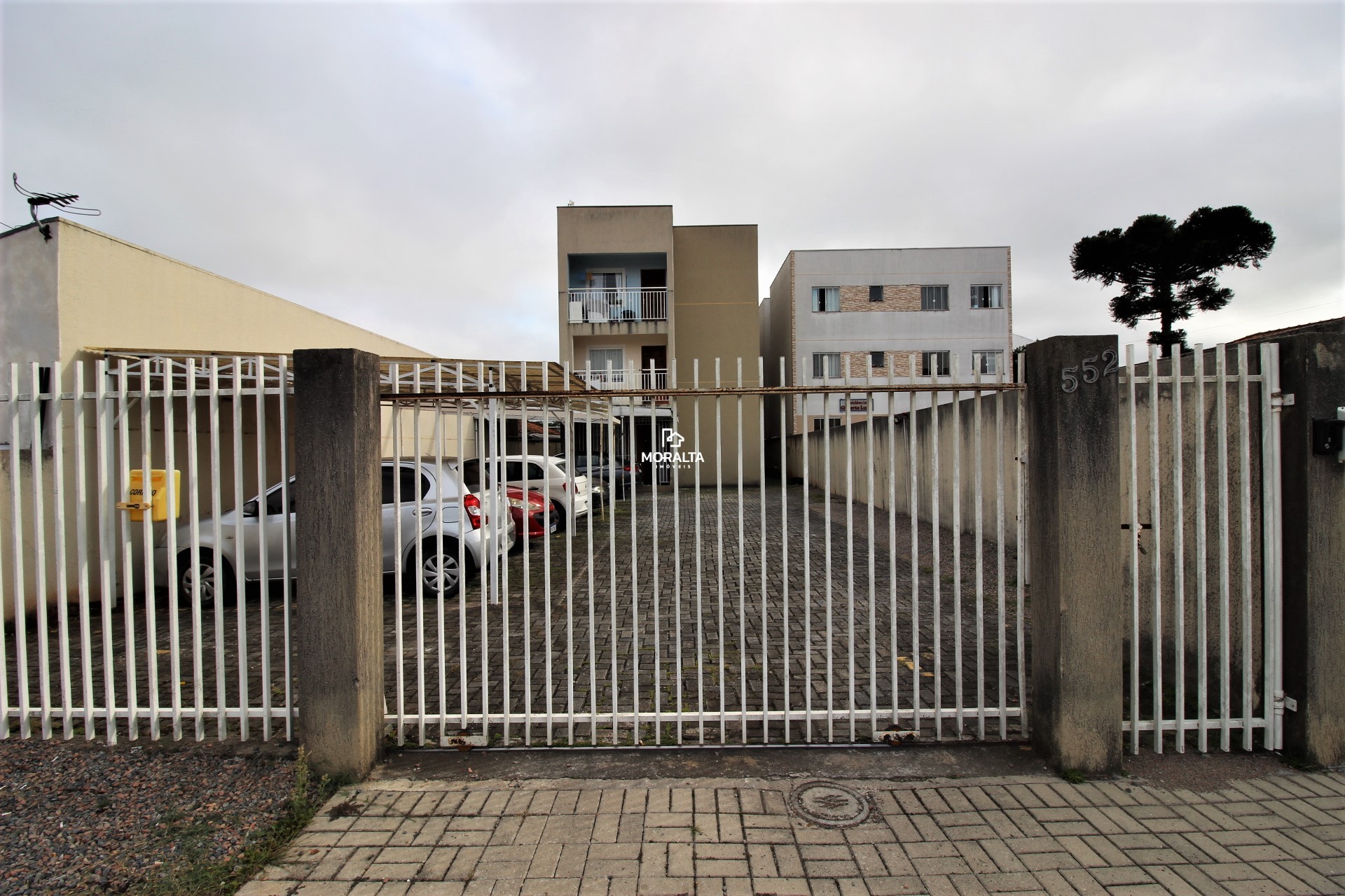 Apartamento com 03 Quartos e Garden no Iná