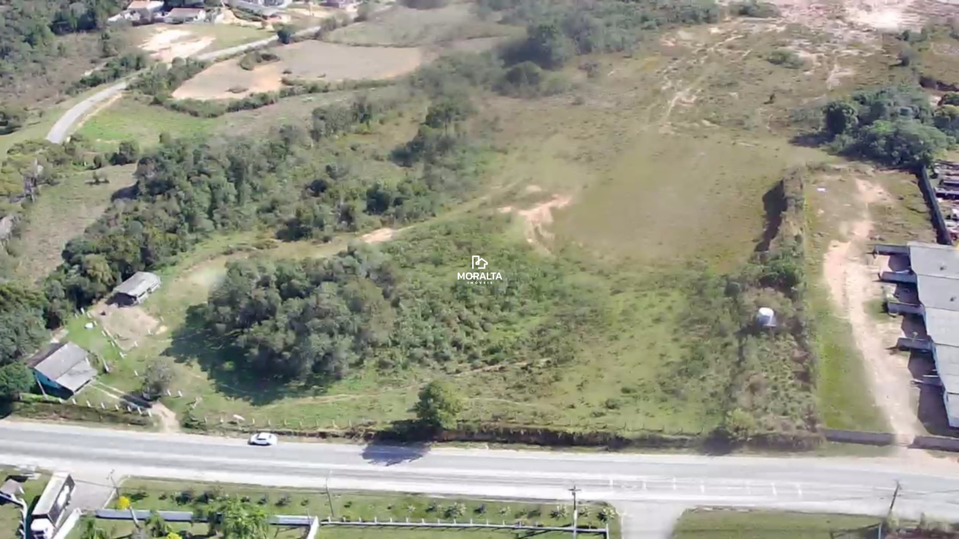 Área à Venda: Oportunidade Única para Investimento em Localização Privilegiada!
