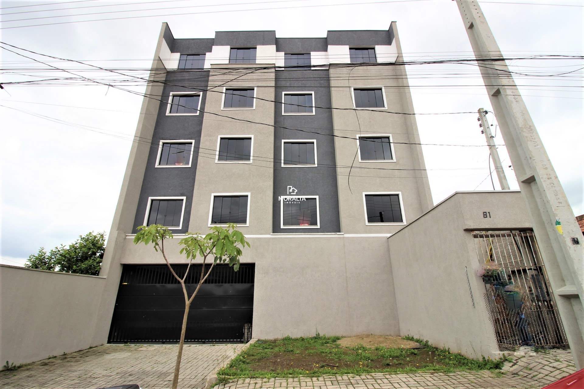 Apartamento Duplex 03 Quartos, Sendo 01 Suíte  Ouro Fino
