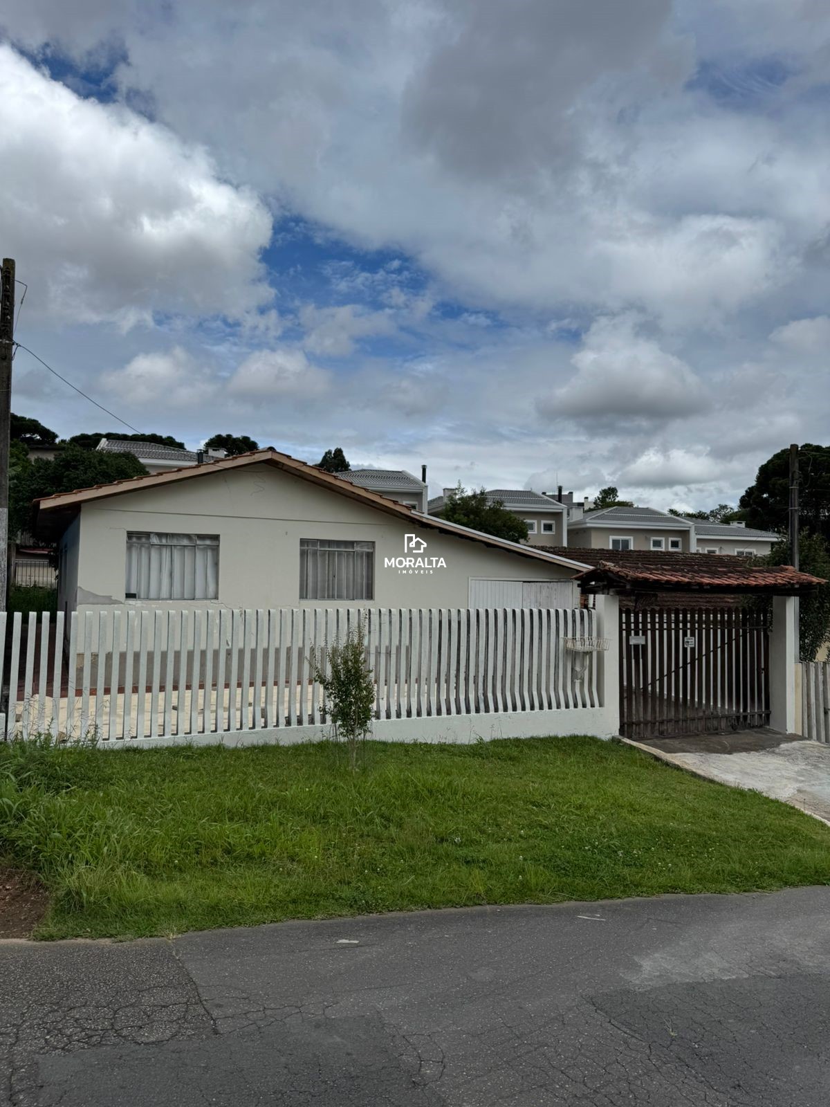 Terreno 392,40m² com Barracão nos Fundos e Casa na Frente Aristocrata