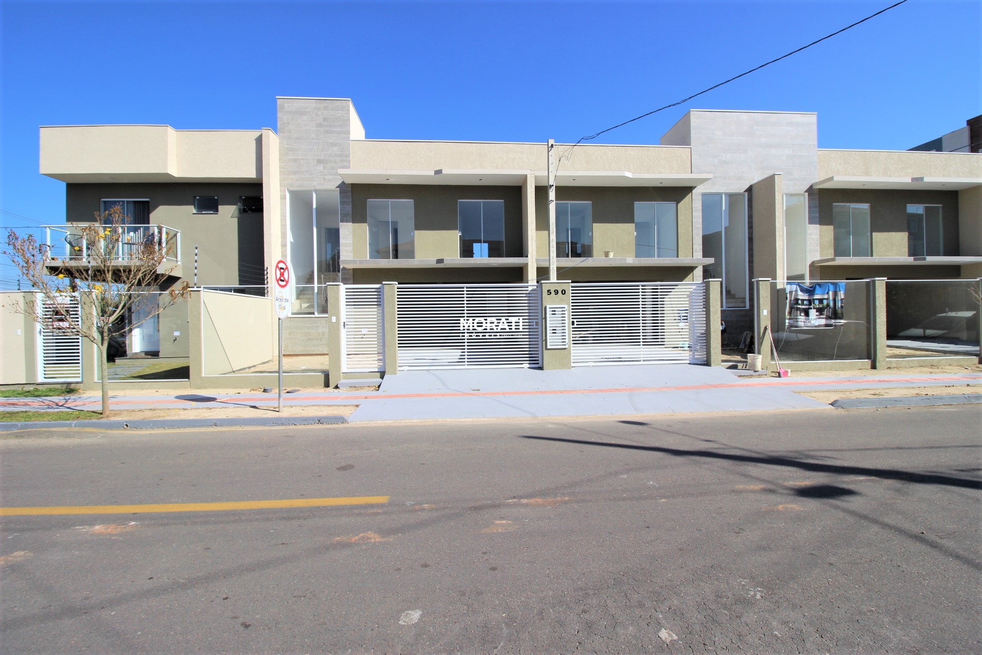 Excelente sobrado a venda, com uma faxada moderna Com 03 Quartos Um Com Suite e Closet na Cidade Jardim.
