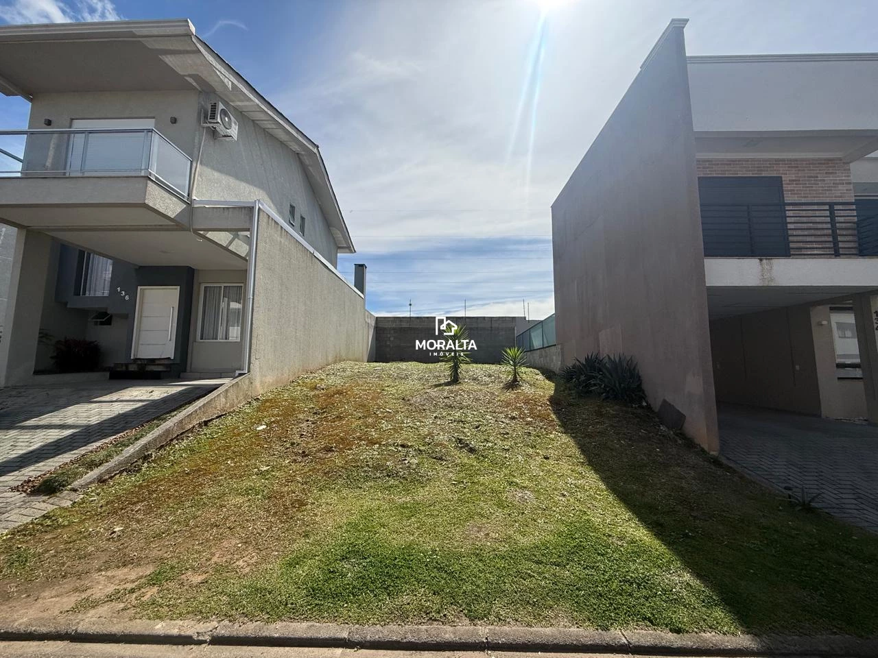 Terreno a venda em condominio bairro costeira