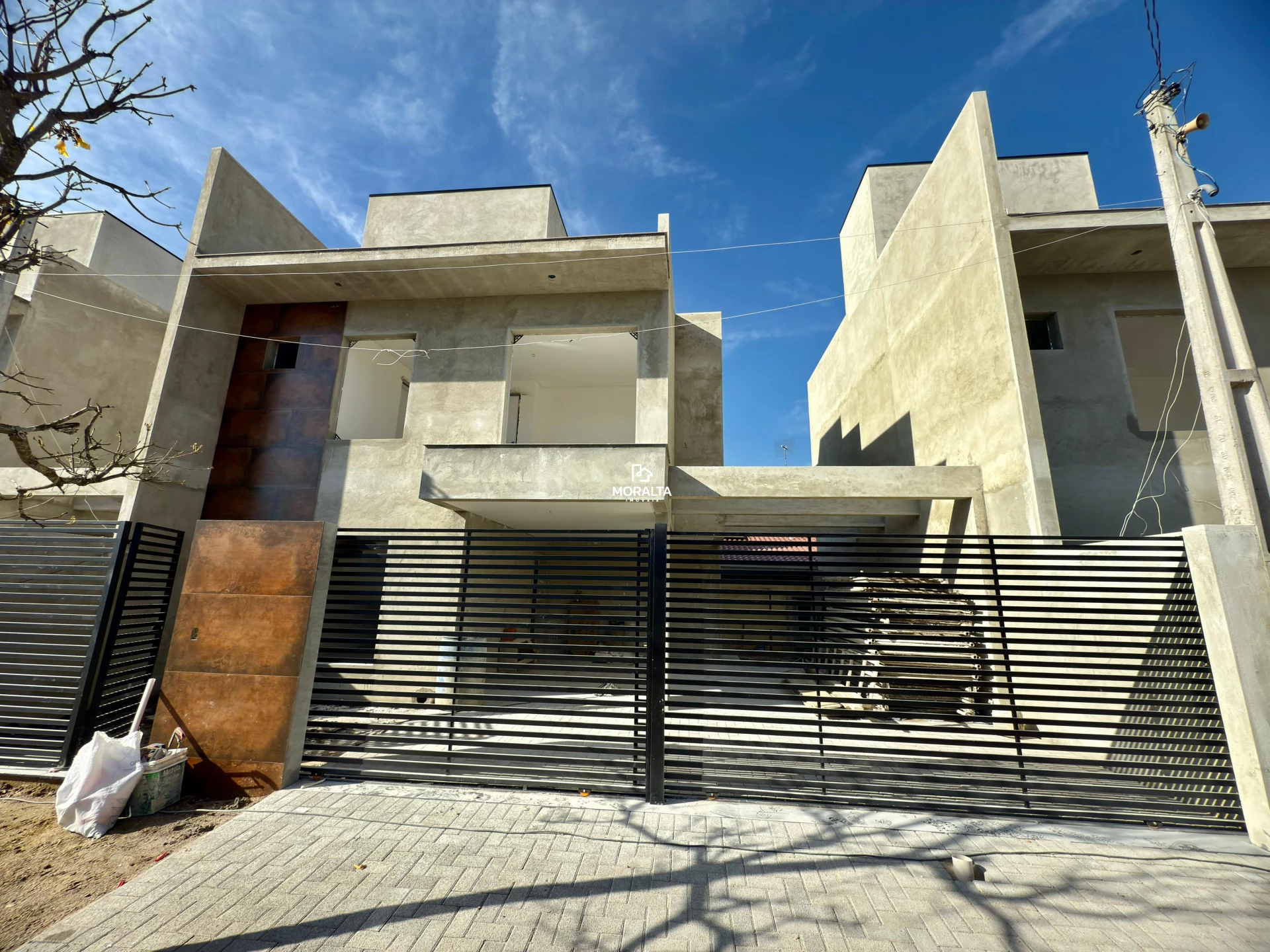 Sobrado Com Terraço no Bairro Boneca do Iguaçu