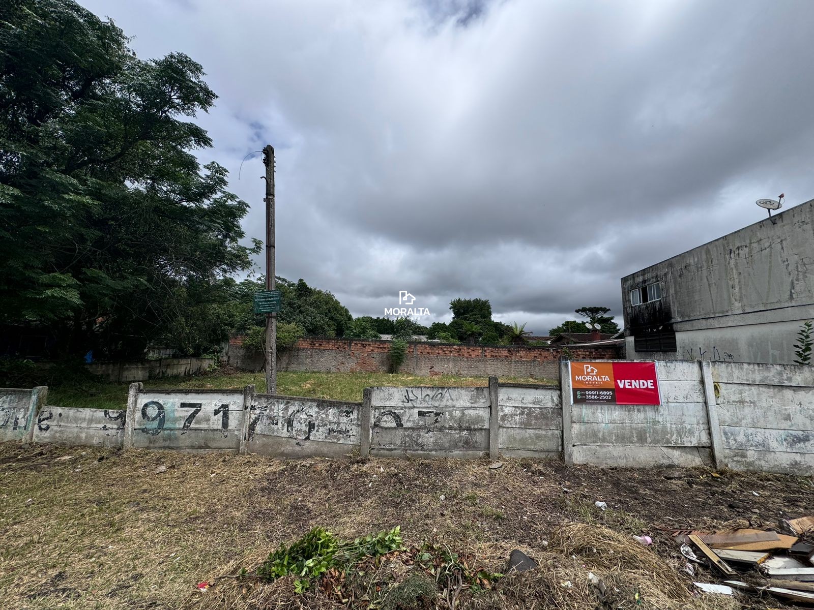 TERRENO BAIRRO BOQUEIRÃO COM ÓTIMA LOCALIZAÇÃO