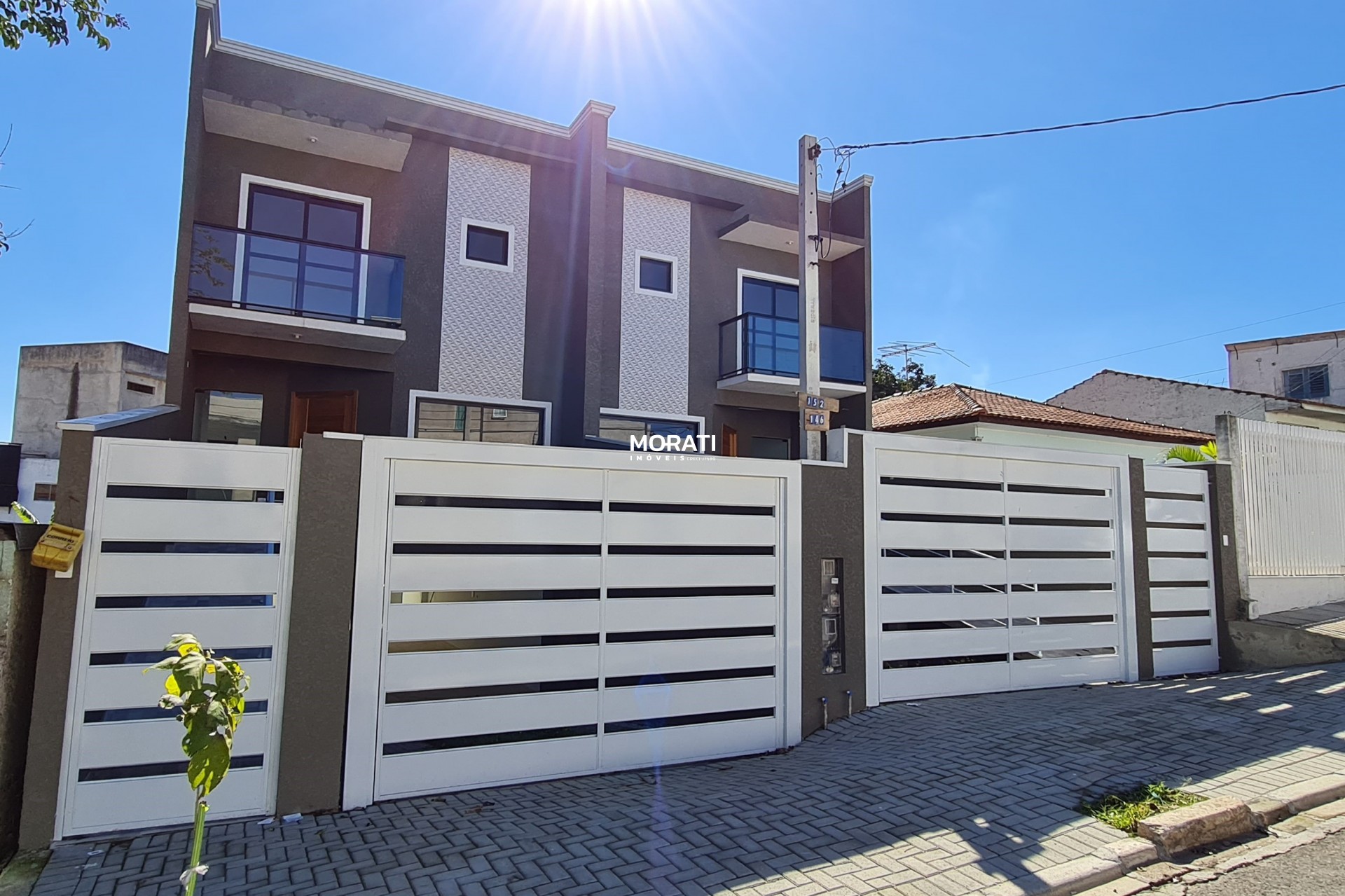 Sobrado com 3 dormitórios à venda, 244m² - São Pedro - São José dos Pinhais/PR