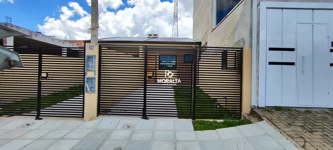 Casa à Venda no Campo do Santana – Curitiba/PR | 2 Quartos + Churrasqueira + Ótima Localização