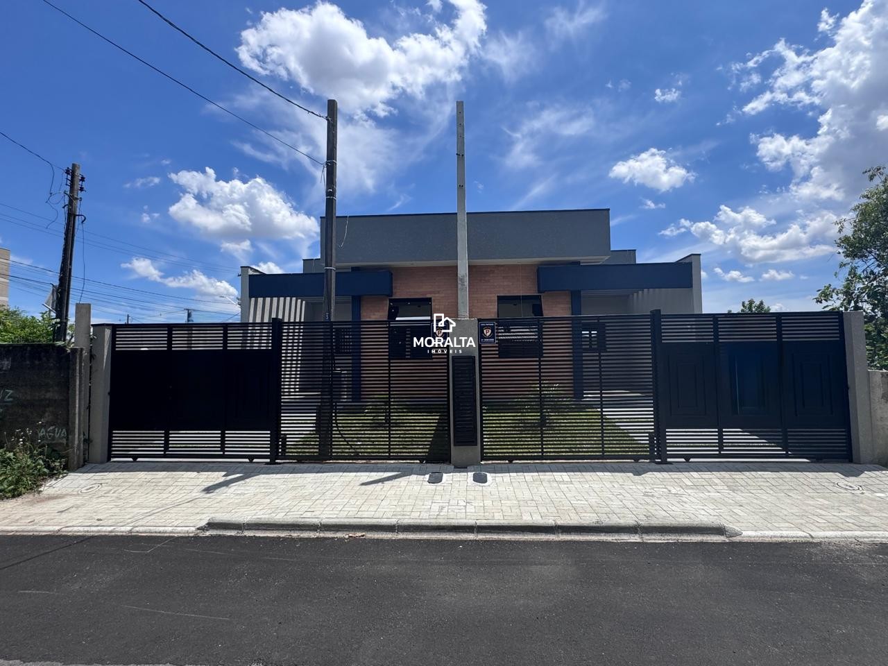 LINDA CASA COM 3 DORMITORIOS CIDADE JARDIM -SÃO JOSÉ DOS PINHAIS