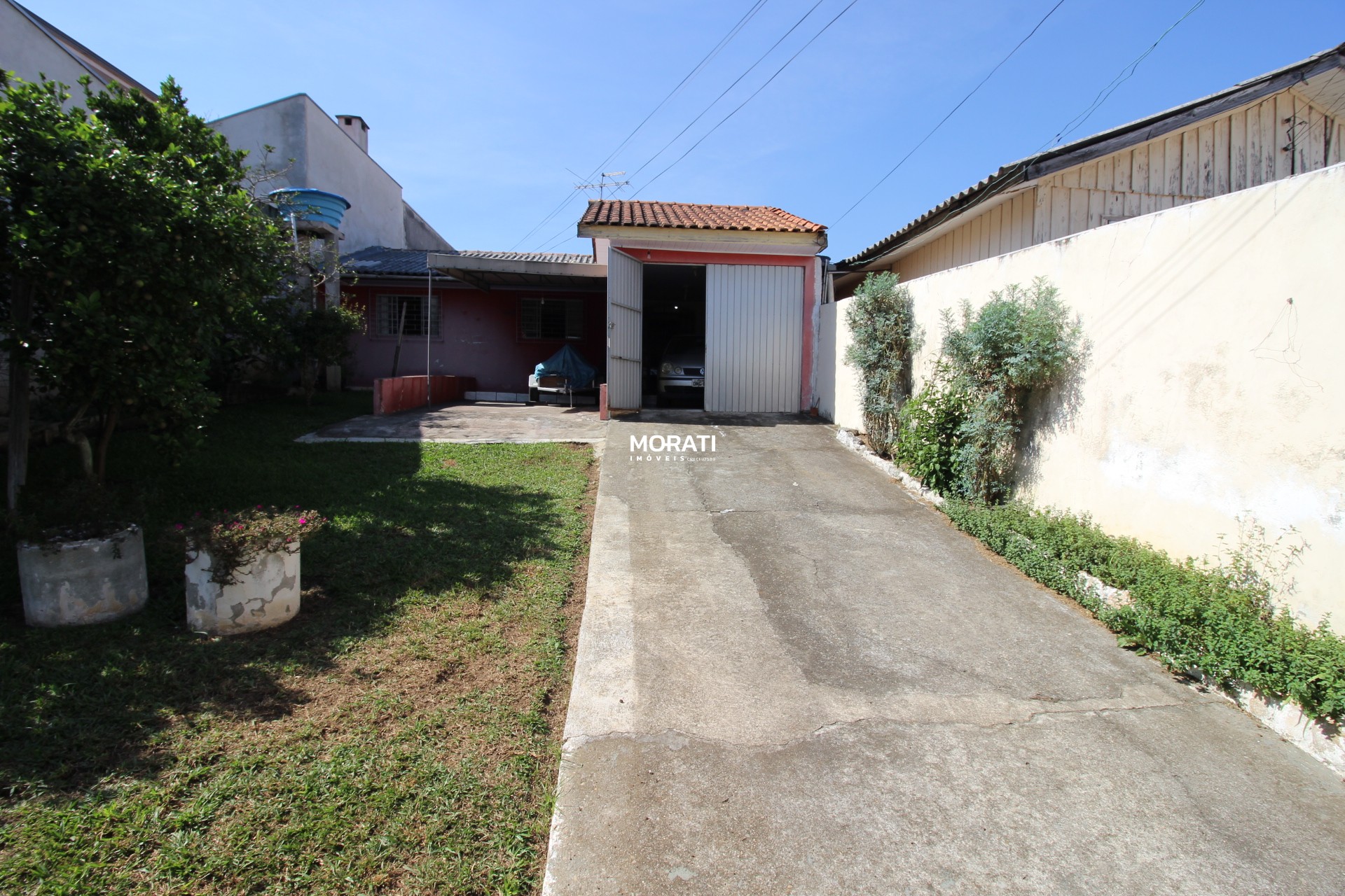 Casa com Amplo Terreno 3 Quartos Parque da Fonte