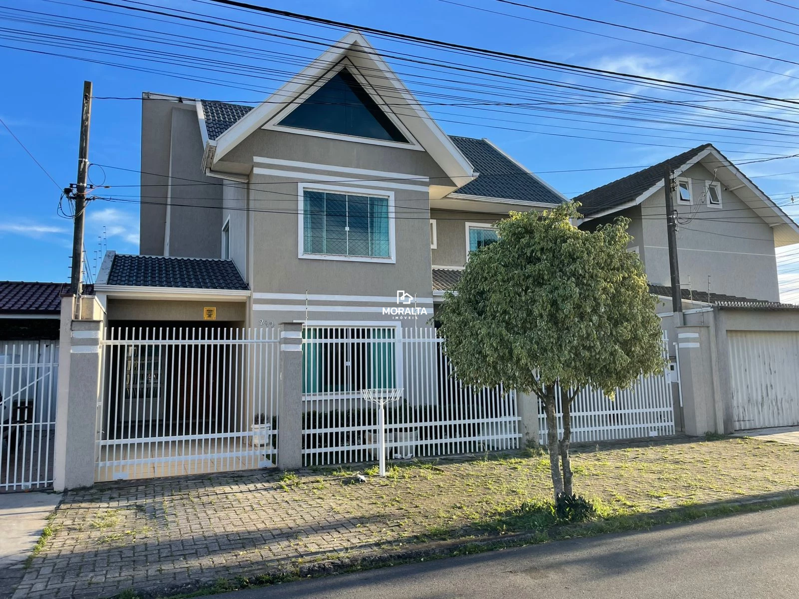 Sobrado à venda 4 quartos sendo 1 suíte no Bairro Cidade Jardim