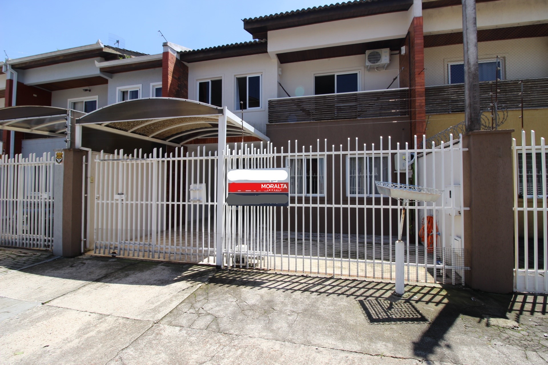 Sobrado 03 Quartos, sendo 01 Suíte no Afonso Pena
