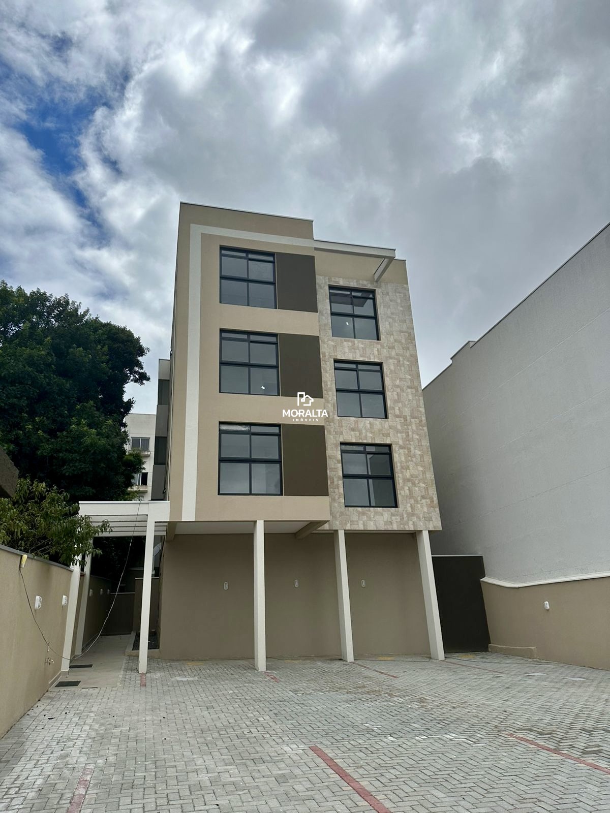 Residencial Jumeirah - Apartamento na planta com 03 quartos no Bom Jesus!