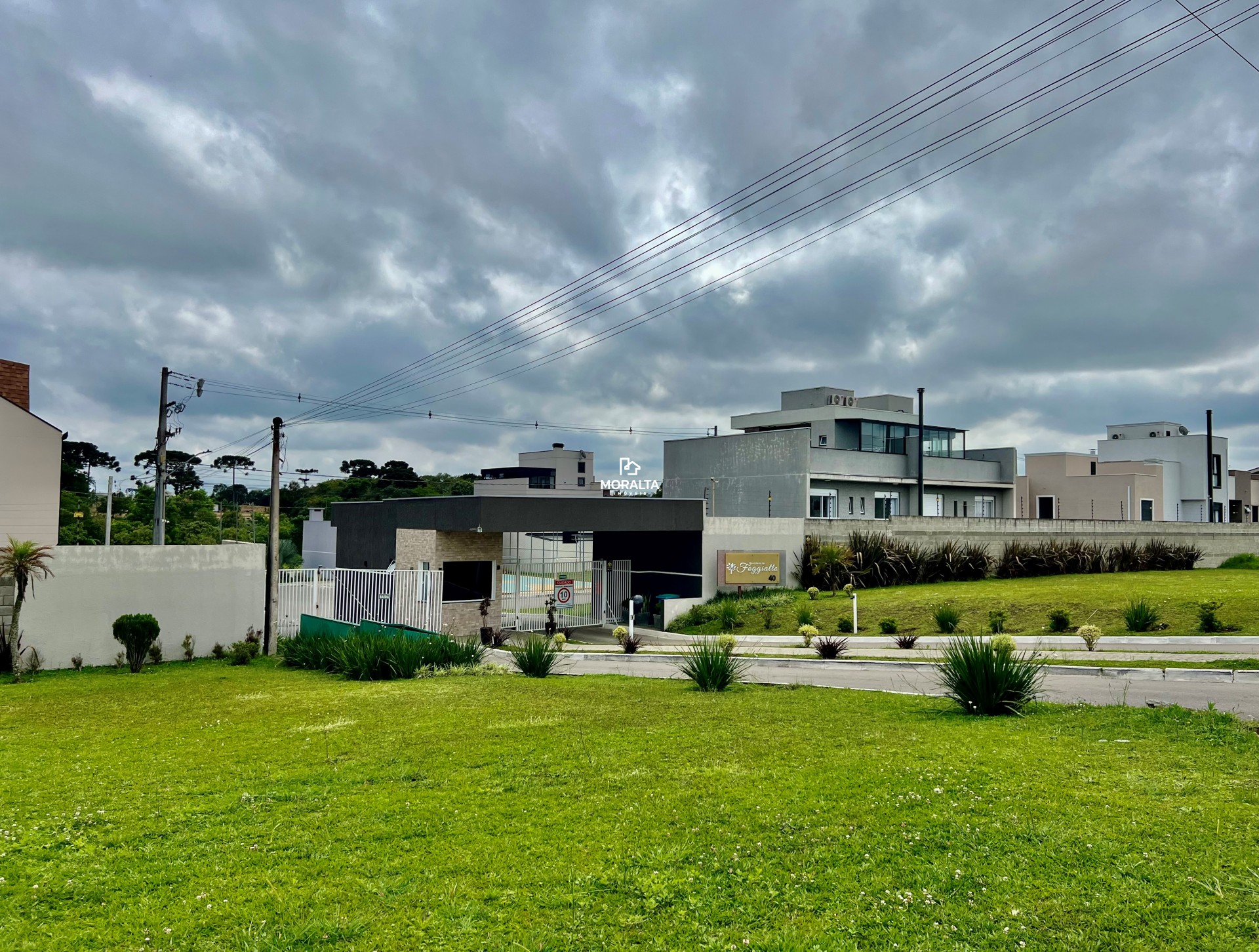 Terreno à venda dentro do Residencial Foggiatto - Bairro Costeira