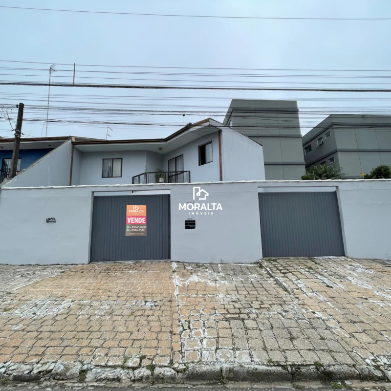 Sobrado no Bairro Pedro Moro em São José dos Pinhais