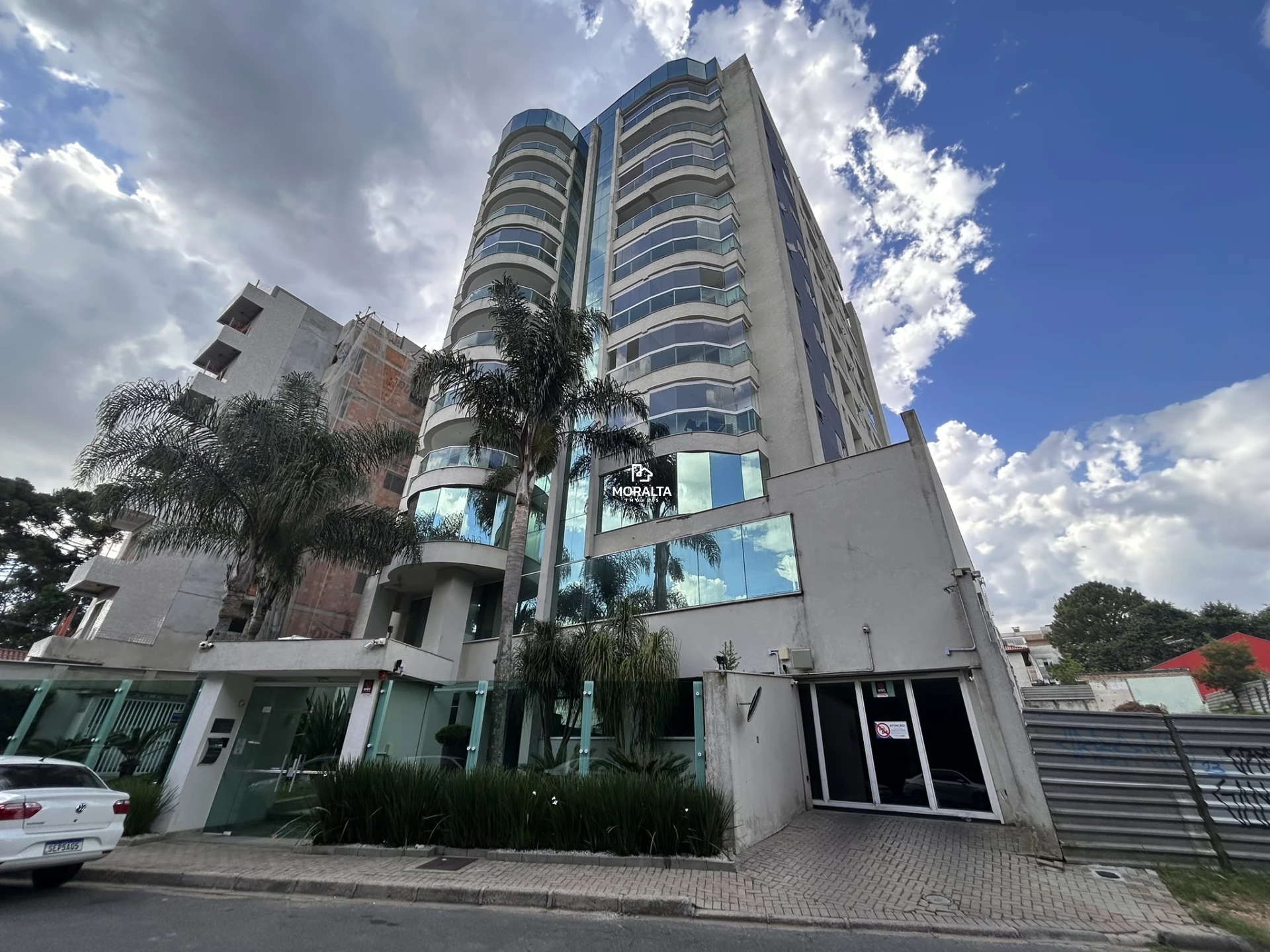 Apartamento com 3 dormitórios Sendo 01 Suíte à venda - Centro - São José dos Pinhais/PR