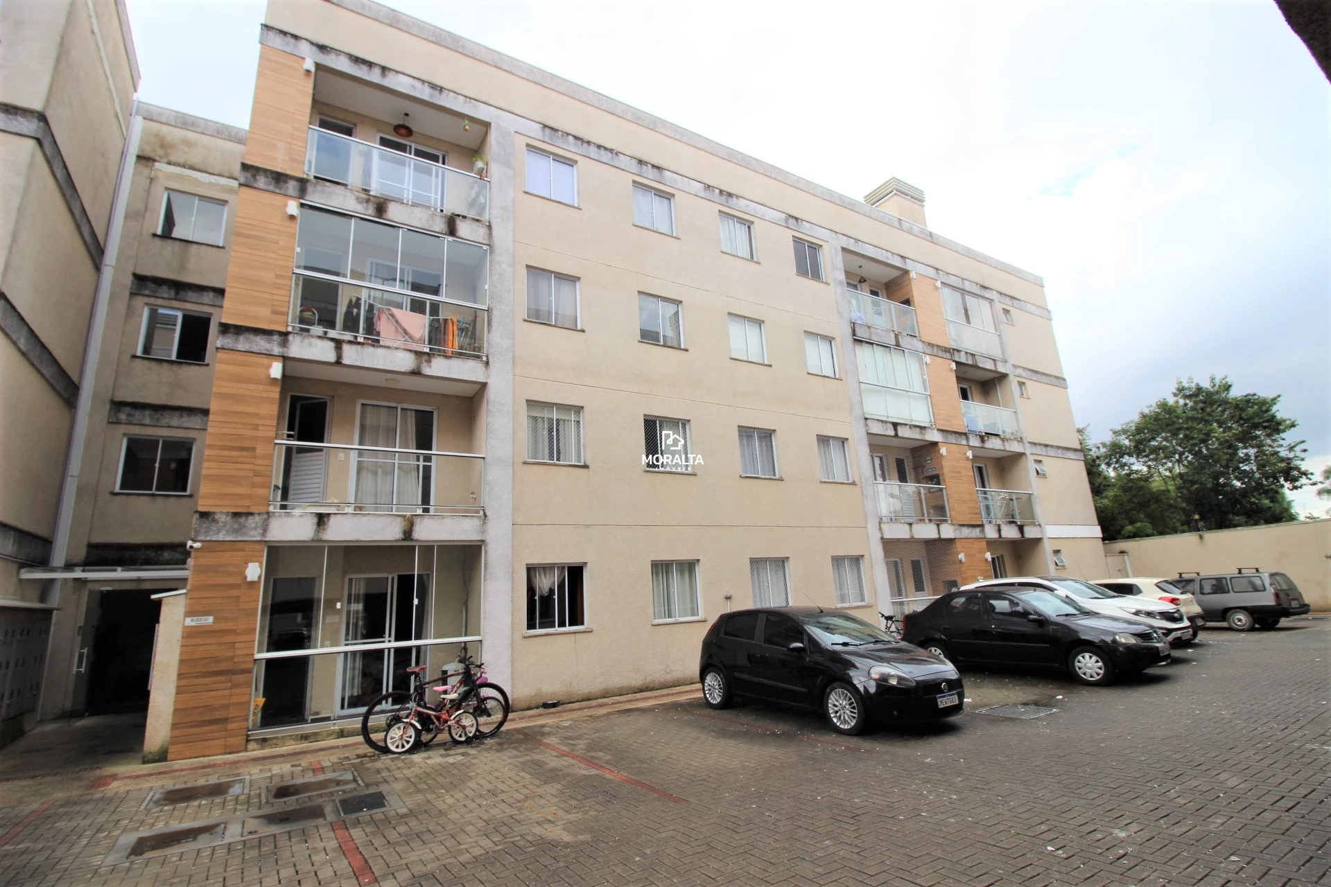 Apartamento 02 Quartos com Sacada com Churrasqueira