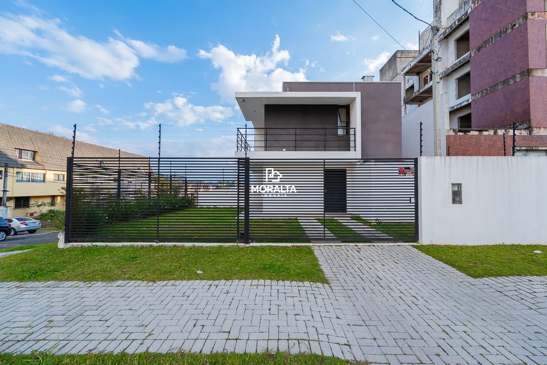 Casa com 3 Quartos Sendo Uma Suite à venda , Uberaba, Curitiba